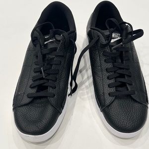 Nike Mens Leather Low Shoes, Used, Size 12, Black
